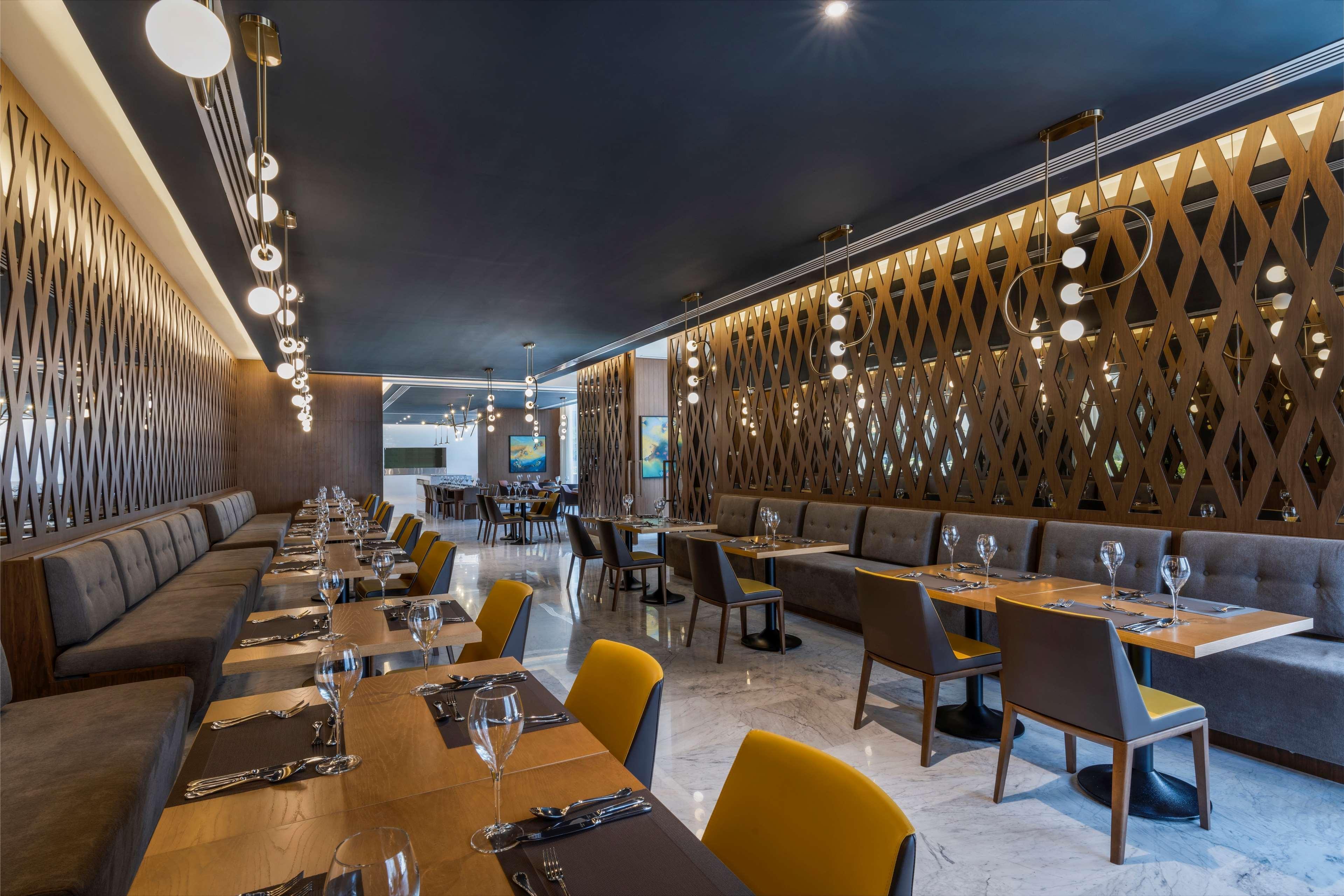 Aleph Doha Residences, Curio Collection By Hilton מראה חיצוני תמונה Restaurant
