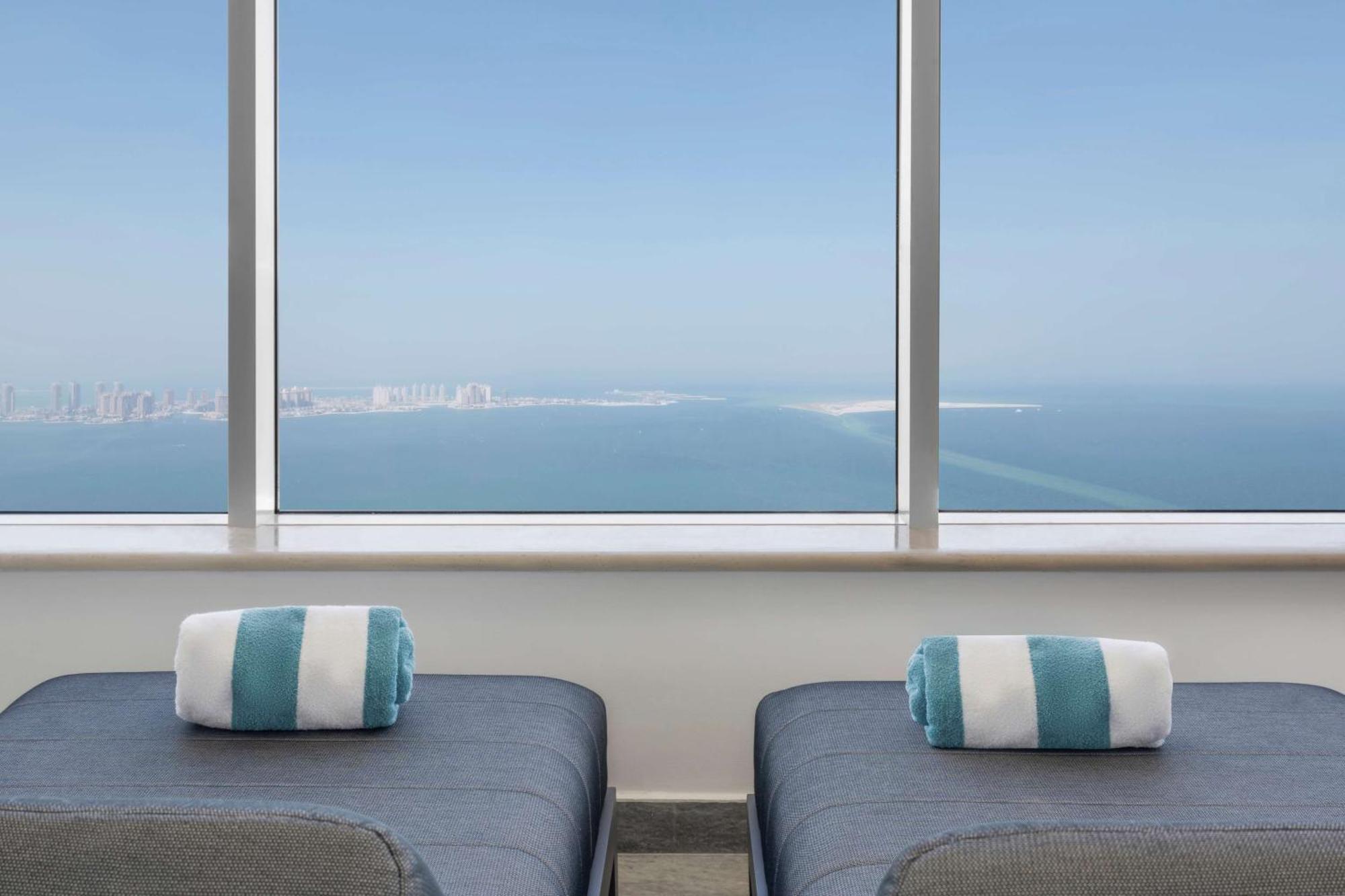 Aleph Doha Residences, Curio Collection By Hilton מראה חיצוני תמונה View from the spa