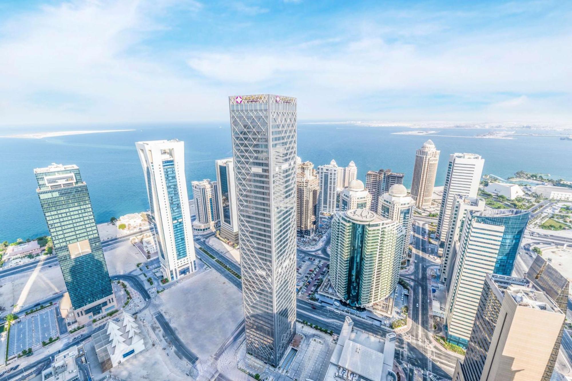 Aleph Doha Residences, Curio Collection By Hilton מראה חיצוני תמונה Aerial view of the West Bay district